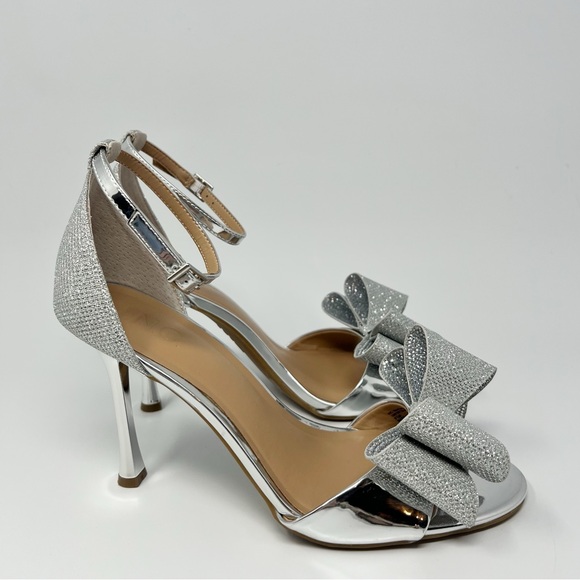 INC International Concepts Shoes - INC Bow Dress Sandals
Size 9.5